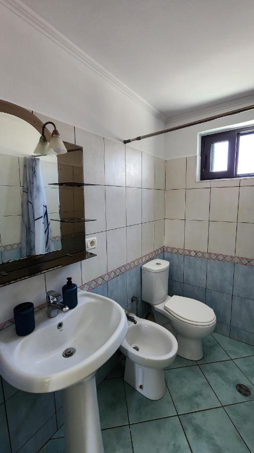 Apartament Hillside Escape *