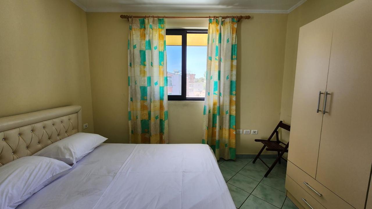 Hillside Escape Apartament